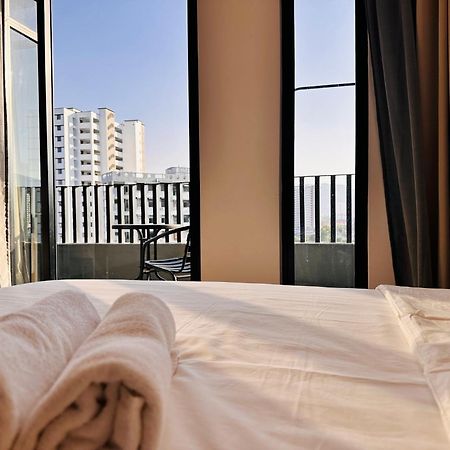 New Georgetown Instagramable 2Br Homestay For 10Pax 无敌美景两房民宿 Beacon Executive Suite Екстер'єр фото