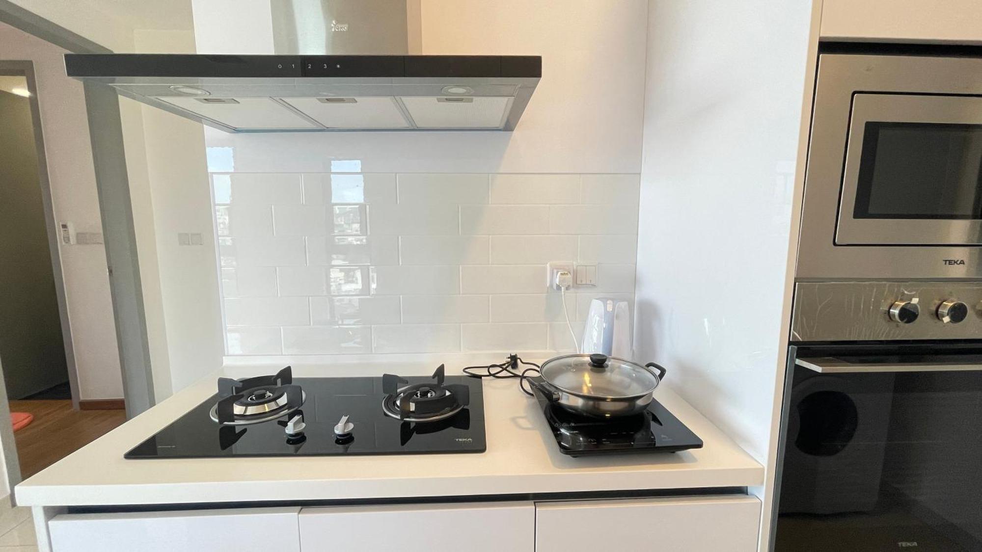 New Georgetown Instagramable 2Br Homestay For 10Pax 无敌美景两房民宿 Beacon Executive Suite Екстер'єр фото