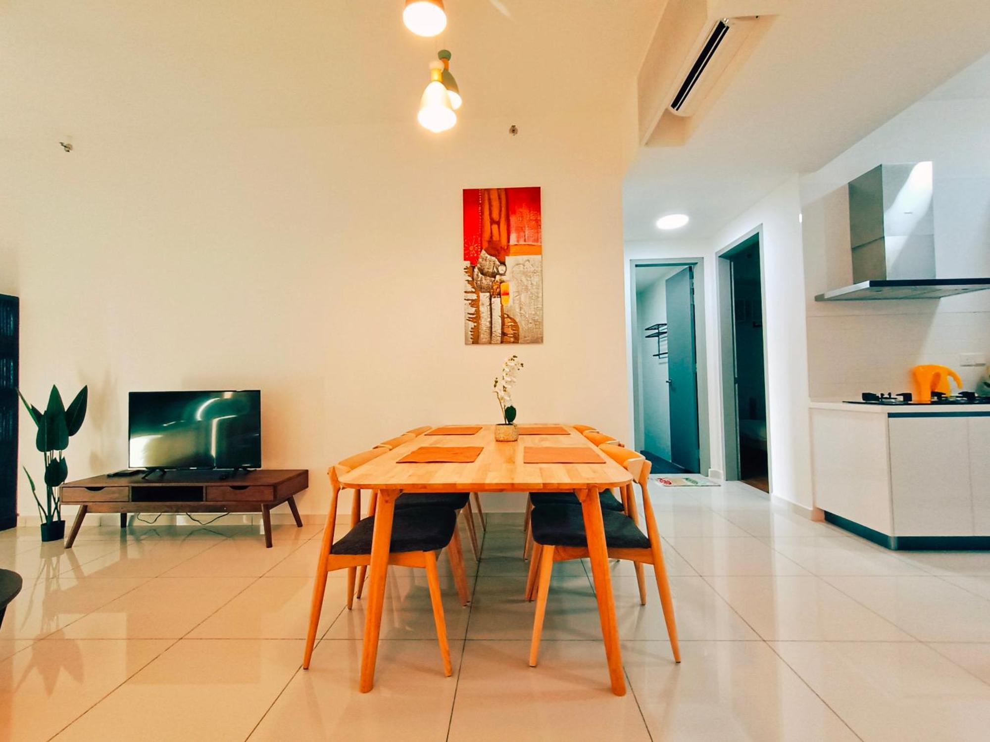 New Georgetown Instagramable 2Br Homestay For 10Pax 无敌美景两房民宿 Beacon Executive Suite Екстер'єр фото