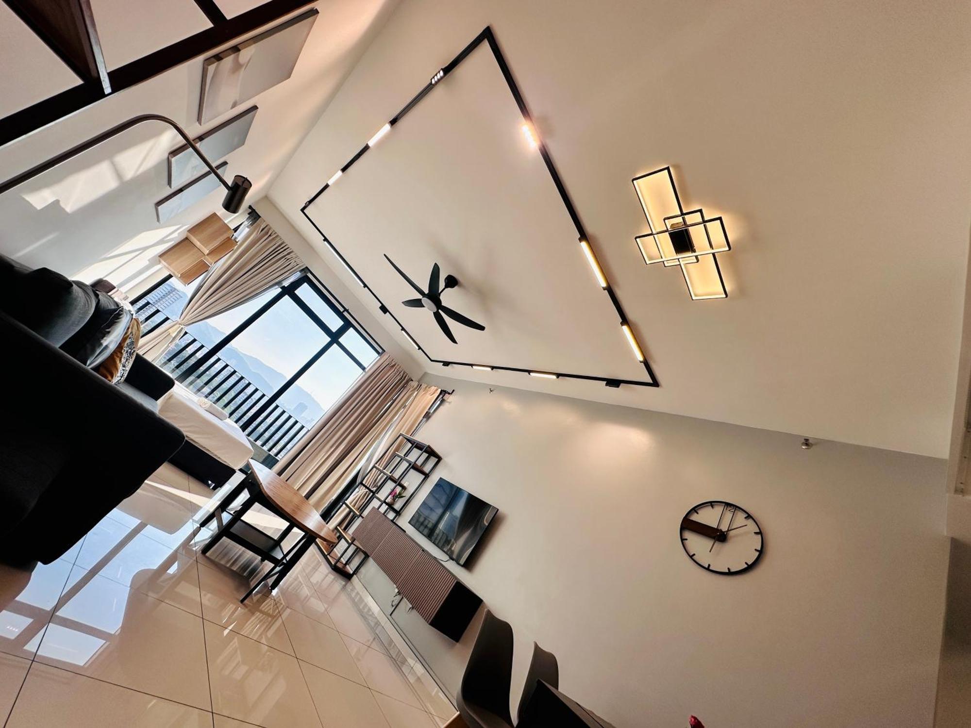 New Georgetown Instagramable 2Br Homestay For 10Pax 无敌美景两房民宿 Beacon Executive Suite Екстер'єр фото