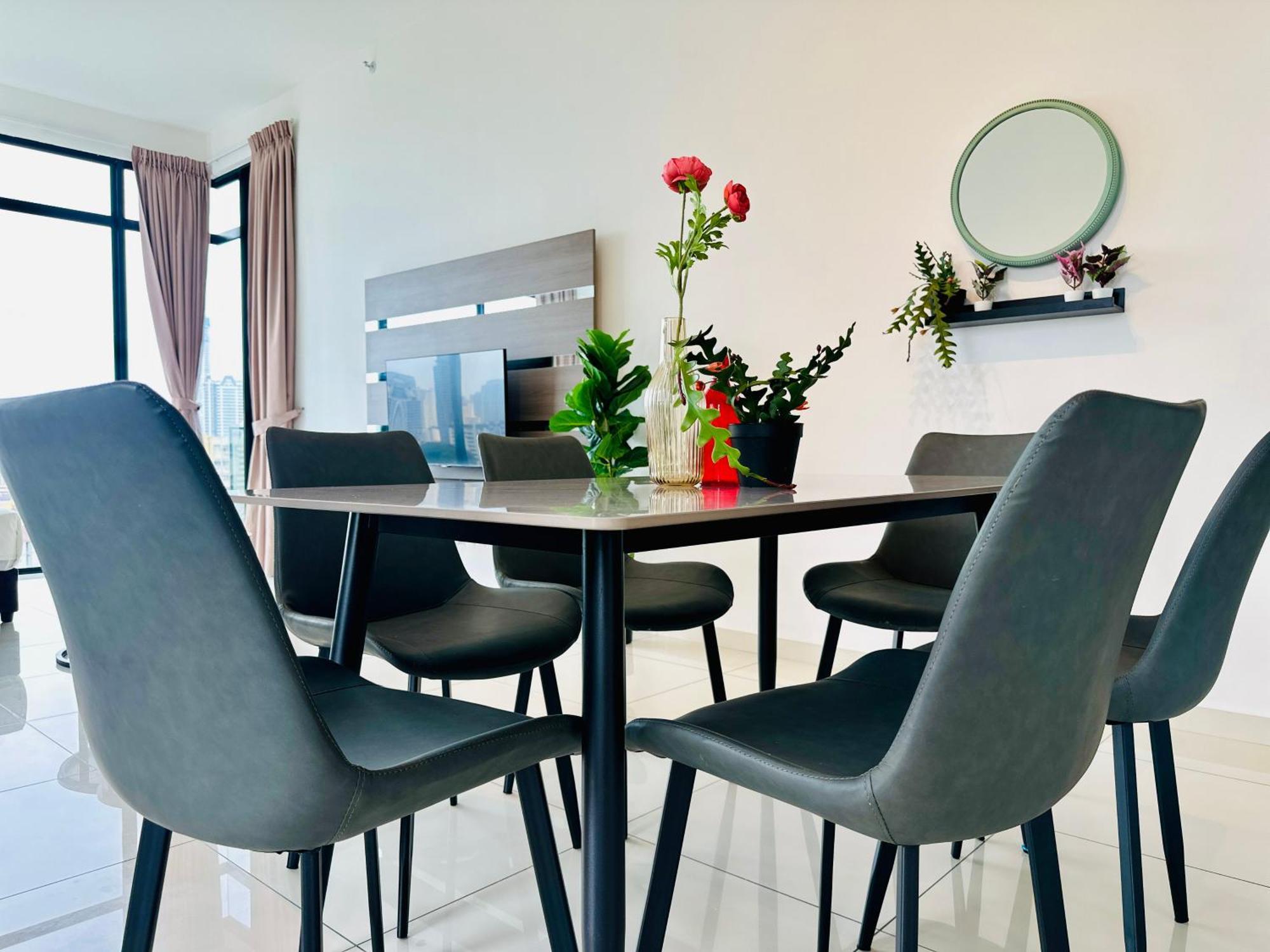 New Georgetown Instagramable 2Br Homestay For 10Pax 无敌美景两房民宿 Beacon Executive Suite Екстер'єр фото