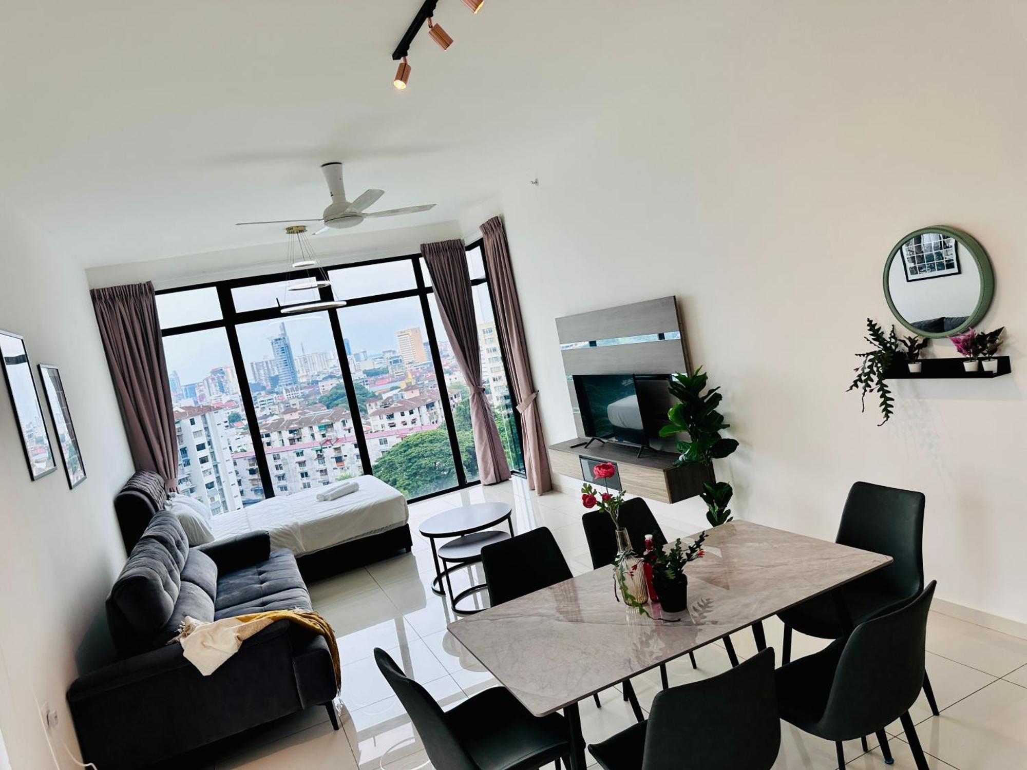 New Georgetown Instagramable 2Br Homestay For 10Pax 无敌美景两房民宿 Beacon Executive Suite Екстер'єр фото